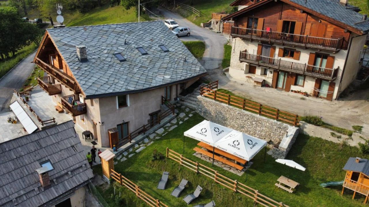 La Maison. Il Nido Dell'Aquila Bardonecchia Luaran gambar