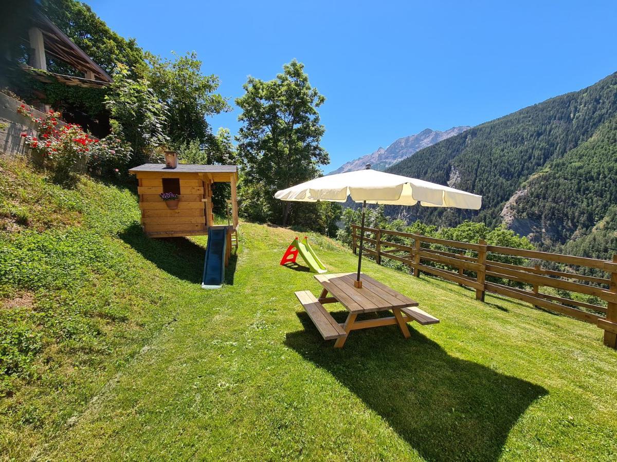 La Maison. Il Nido Dell'Aquila Bardonecchia Luaran gambar