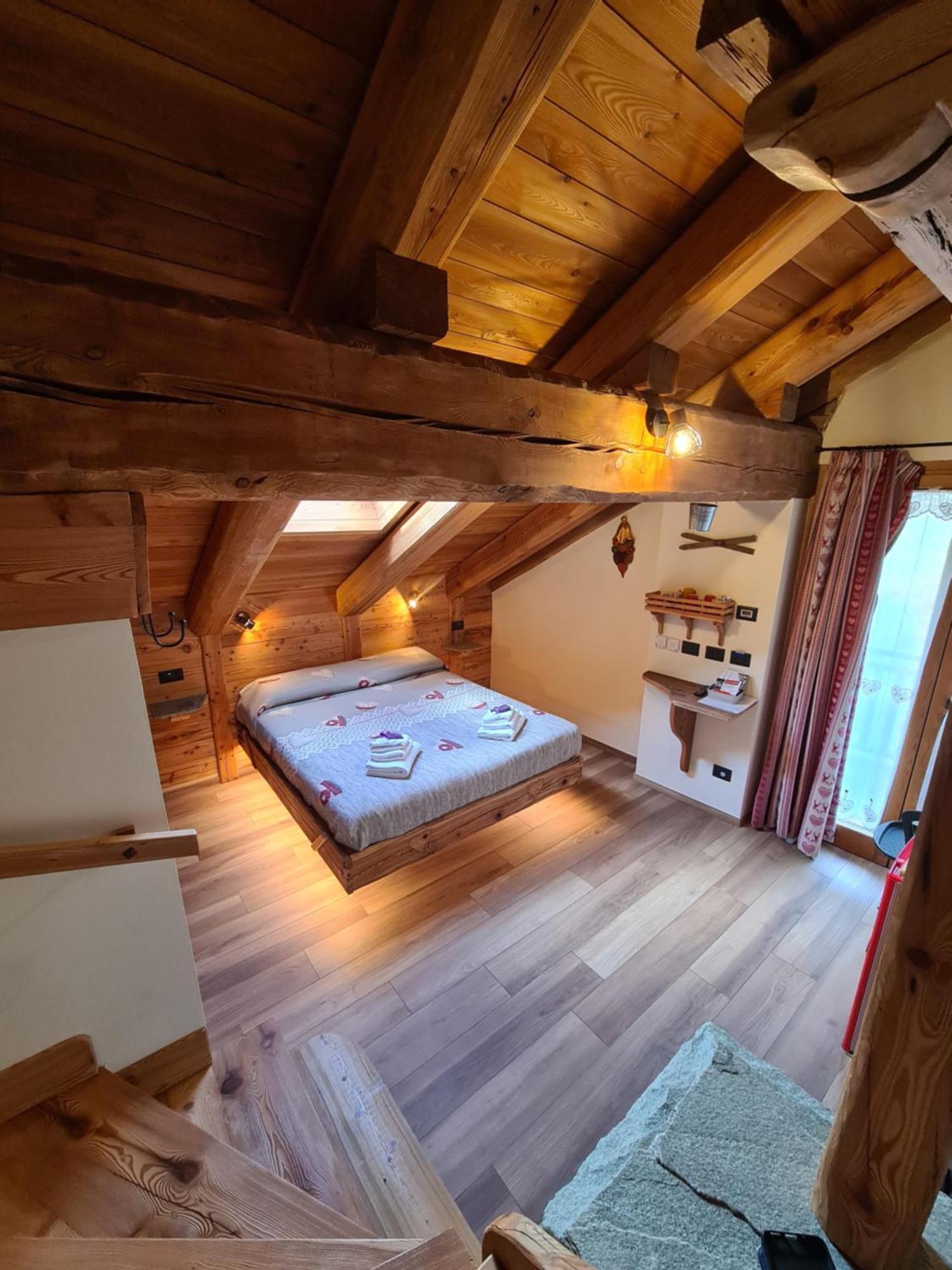 La Maison. Il Nido Dell'Aquila Bardonecchia Luaran gambar