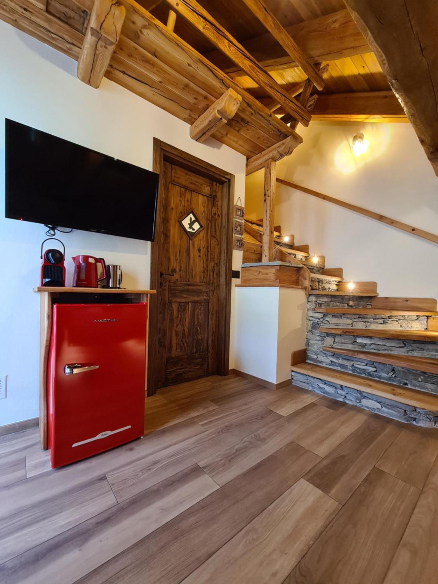 La Maison. Il Nido Dell'Aquila Bardonecchia Luaran gambar